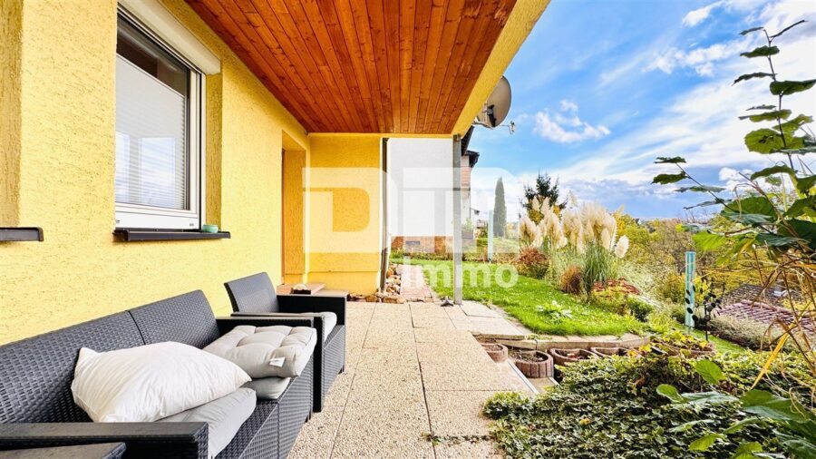 Modernisiertes 1 bis 2 Familienhaus mit DG-Ausbau BJ 02/03 und Panoramablick am Rüsteberg - Terrasse Souterrain